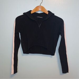 Brandy Melville Cropped Ribbed Sweater 3/4 zip